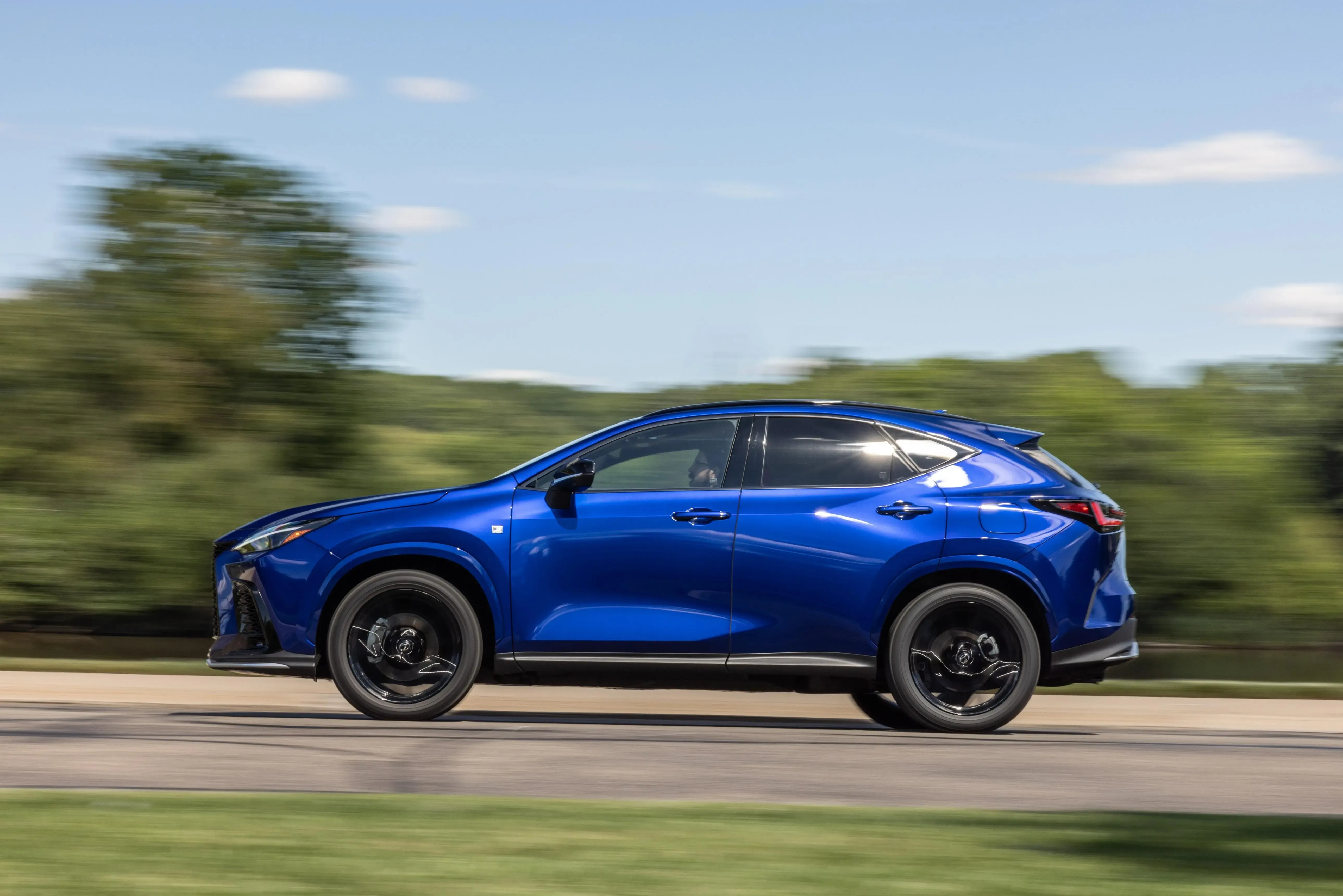 Lexus NX 450h+ F SPORT Handling